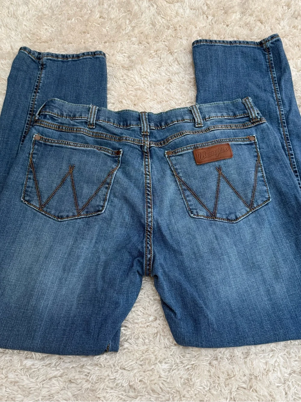Wrangler Men's Retro Slim Fit Straight Leg Blue Denim Jeans 36” x 34”